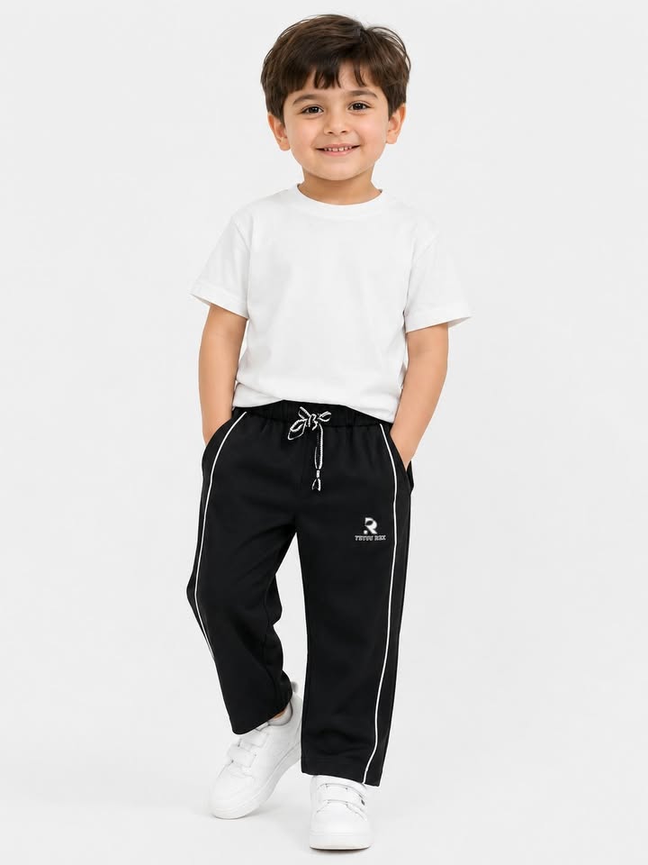 Boys Sporty Comfort Fit Track Pants - Black
